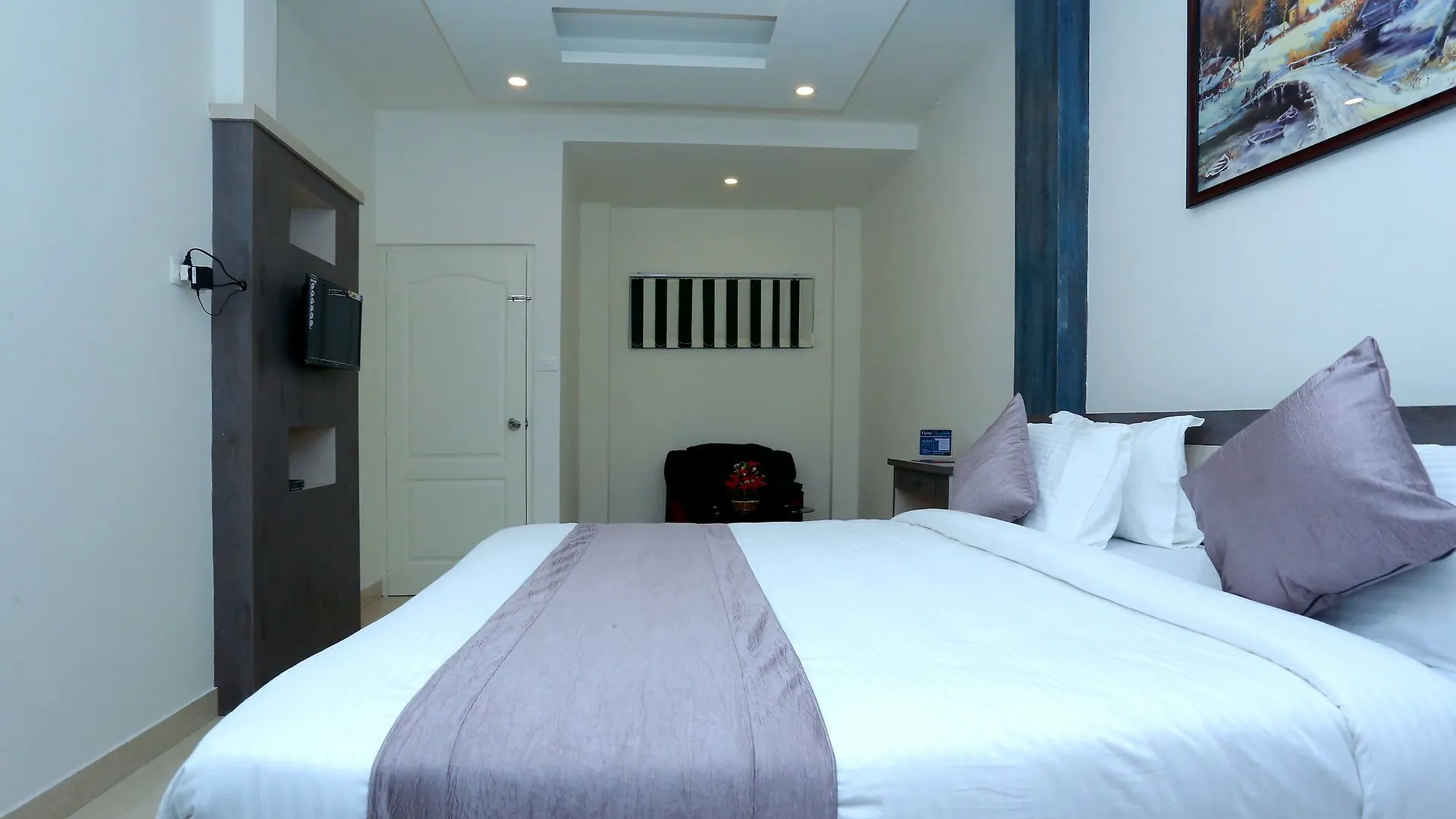 Oyo 10278 Hotel Caprice Residency Kochi 3*,