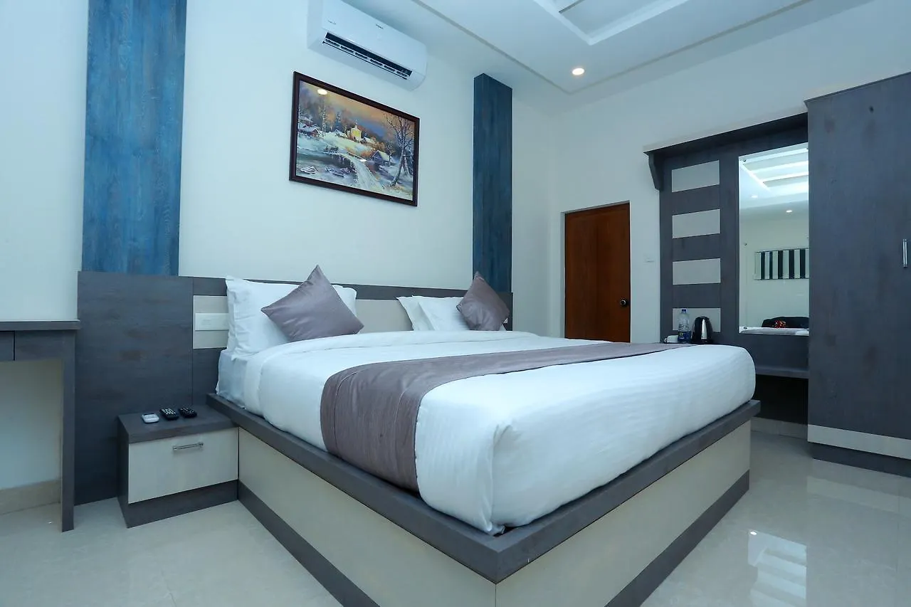 Oyo 10278 Hotel Caprice Residency contacts
